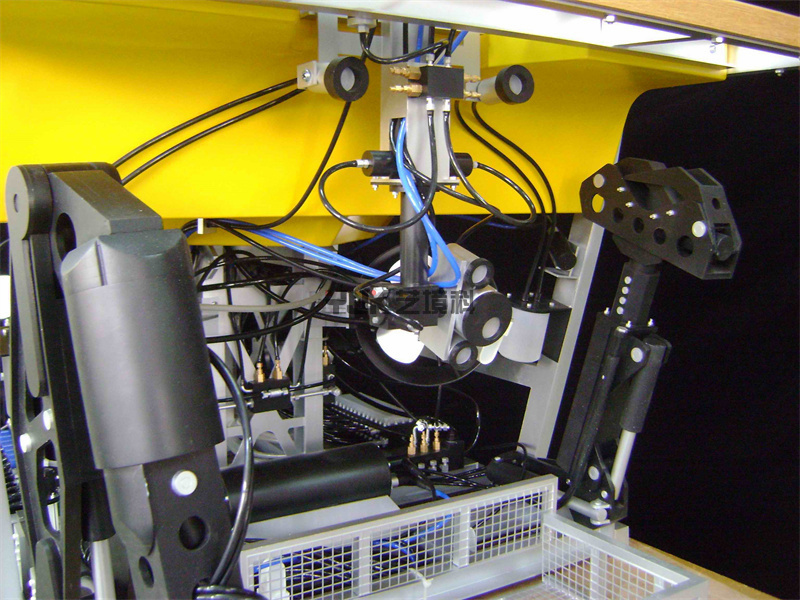 交大水下機(jī)器人